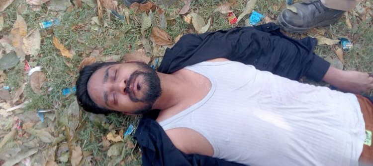थानाध्यक्ष मैलानी निराला तिवारी सहित अन्य हमराह पुलिस कर्मीयो ने पेश की मानवता की मिशाल