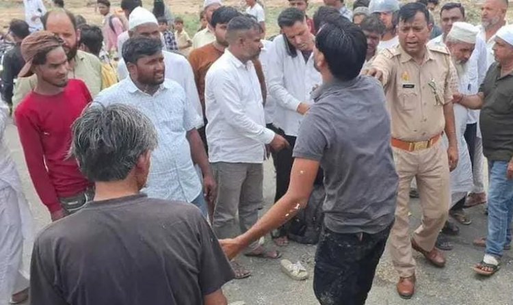 मुरादाबाद में दर्दनाक सड़क हादसा, तेज रफ्तार डंपर ने बाइक सवार परिवार को मारी टक्कर, मां-बेटे की मौत