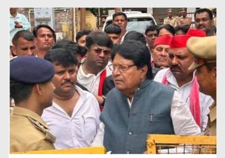 पुलिस ने सपा प्रतिनिधिमंडल को गांव भूरेका जाने से रोका