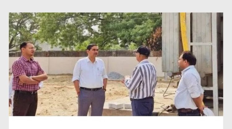 डीएम की डपट से बिजली अधिकारी आए सकते में, पागल बाबा बिजली घर में दो नए ट्रांसफार्मर लगे