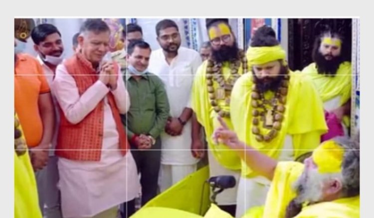 व्रन्दावन में विधानसभा अध्यक्ष सतीश महाना ने किए प्रेमानंद महाराज के दर्शन