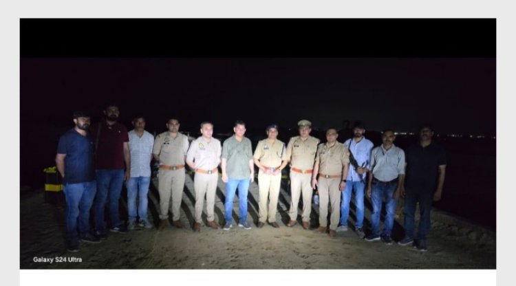 पुलिस की मुठभेड़ ,4 लुटेरे पैर में गोली लगने से घायल, 1.60 लाख रुपए, हथियार बरामद