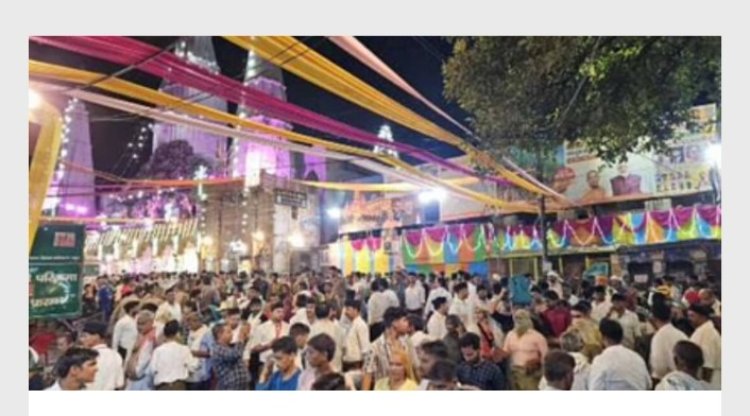 गिरिराज प्रभु के आंगन में उमड़े भक्त