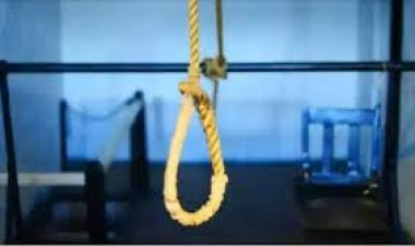 महिला ने गले में फांसी का फंदा लगा कर की आत्महत्या