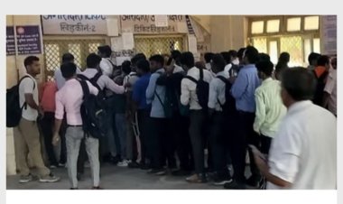 ट्रेनों में बिना टिकट यात्रा कर रहे 143 यात्री, रेलवे ने वसूला इतना जुर्माना…छूट गए पसीने