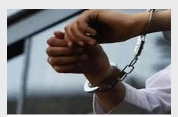 अश्लील हरकतों से परेशान युवतियों की शिकायत पर दो युवक गिरफ्तार