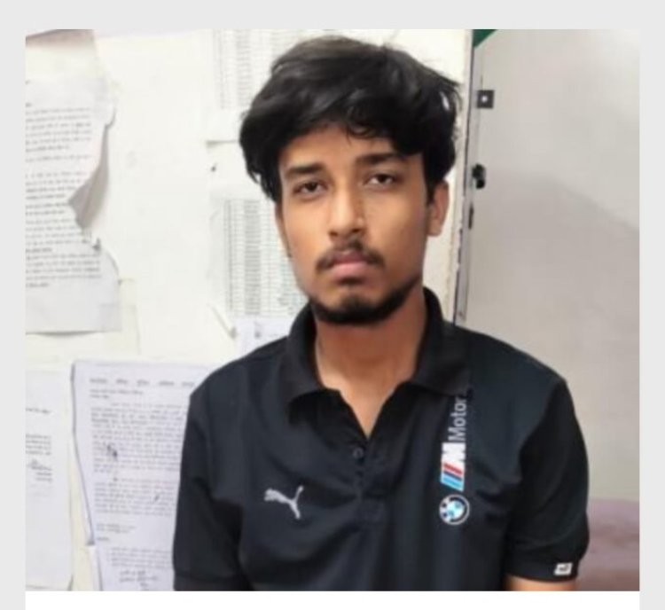 दोस्त के ब्लैकमेल करने से आहत होकर छात्रा ने दी थी जान