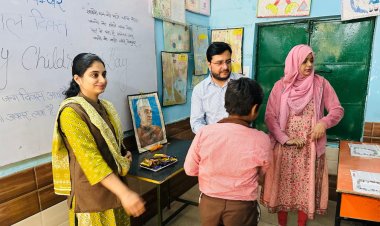 सीडीओ ने पूछे गणित के सवाल,जवाब नहीं दे सके बच्चें