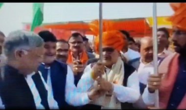 मथुरा - महावन : भाजपा प्रदेश अध्यक्ष ने आयराखेड़ा में रन फॉर यूनिटी पदयात्रा का शुभारंभ किया।